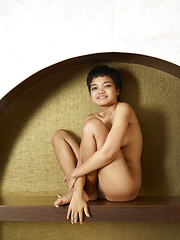 Short-haired teen babe softcore pics