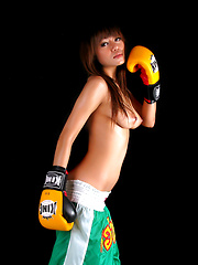 Thai boxer Shanya posing topless